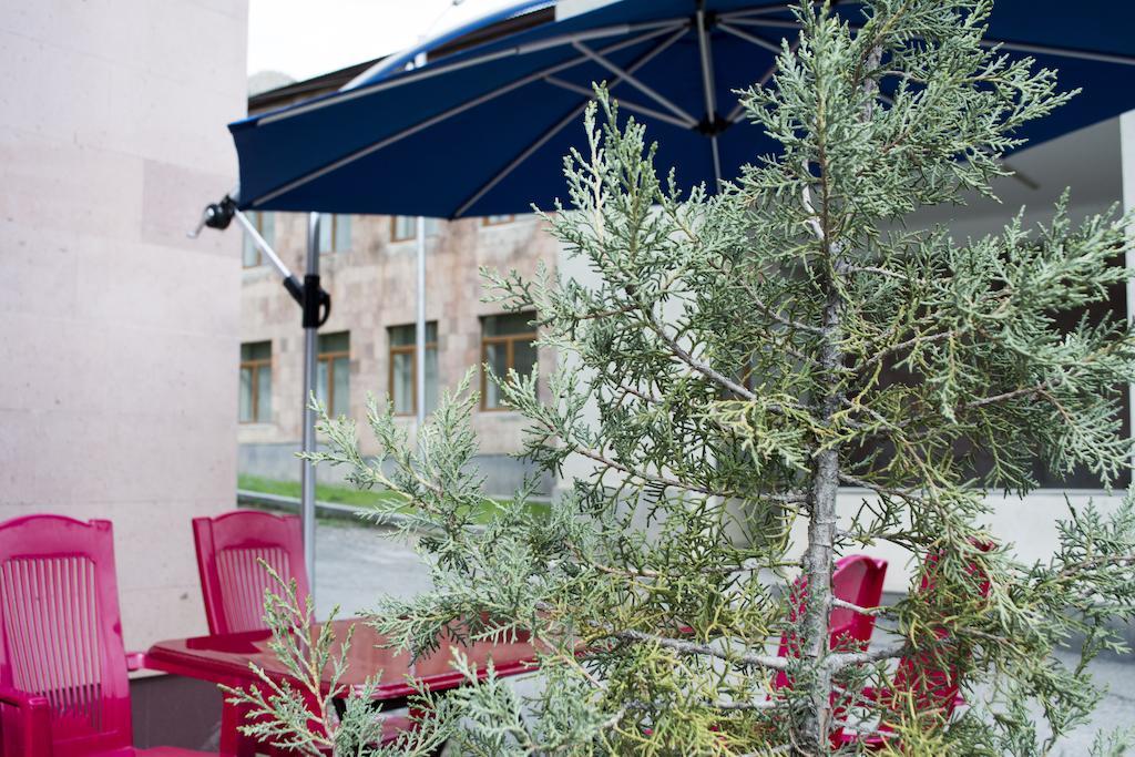 Vayk Hotel Экстерьер фото