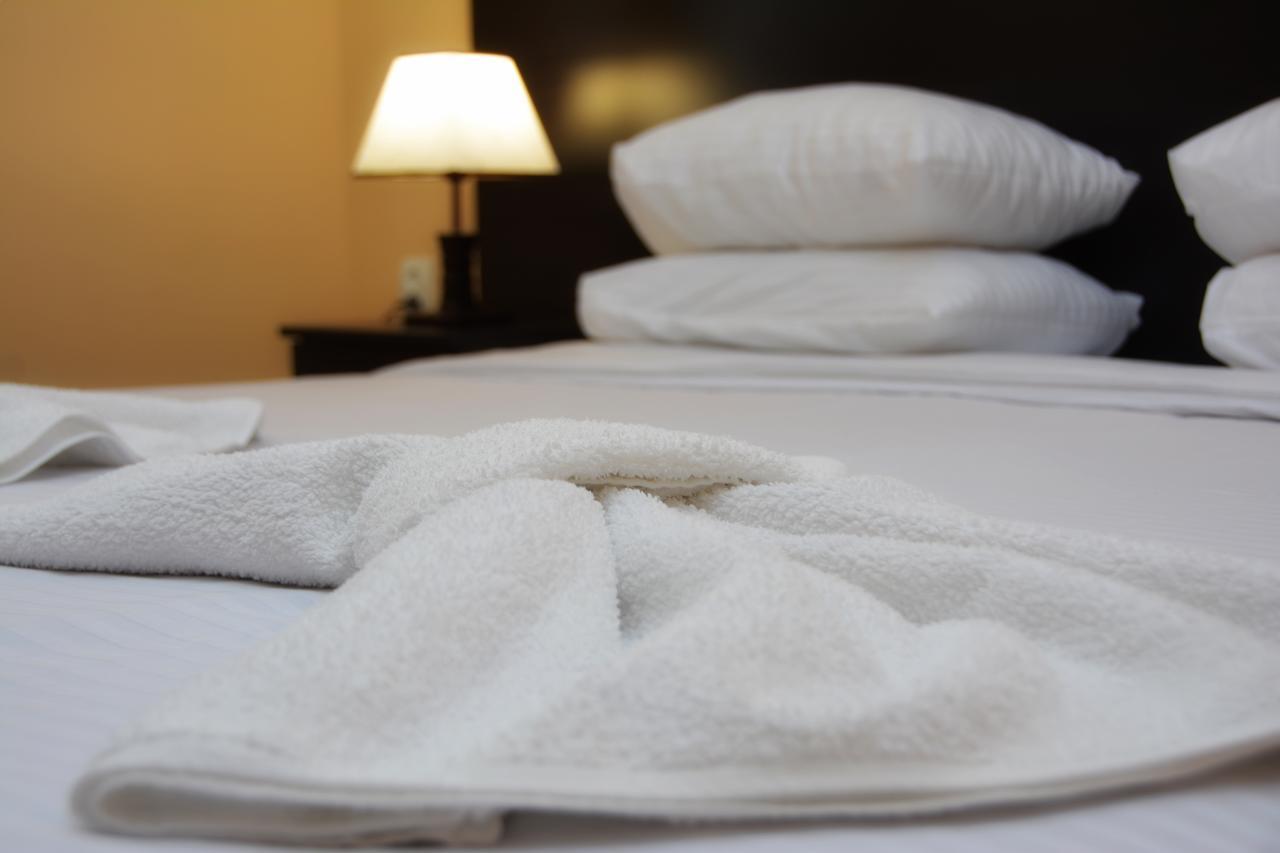 Vayk Hotel Экстерьер фото