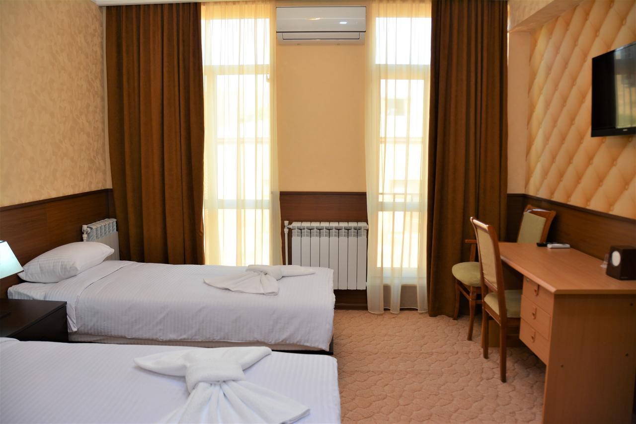 Vayk Hotel Экстерьер фото
