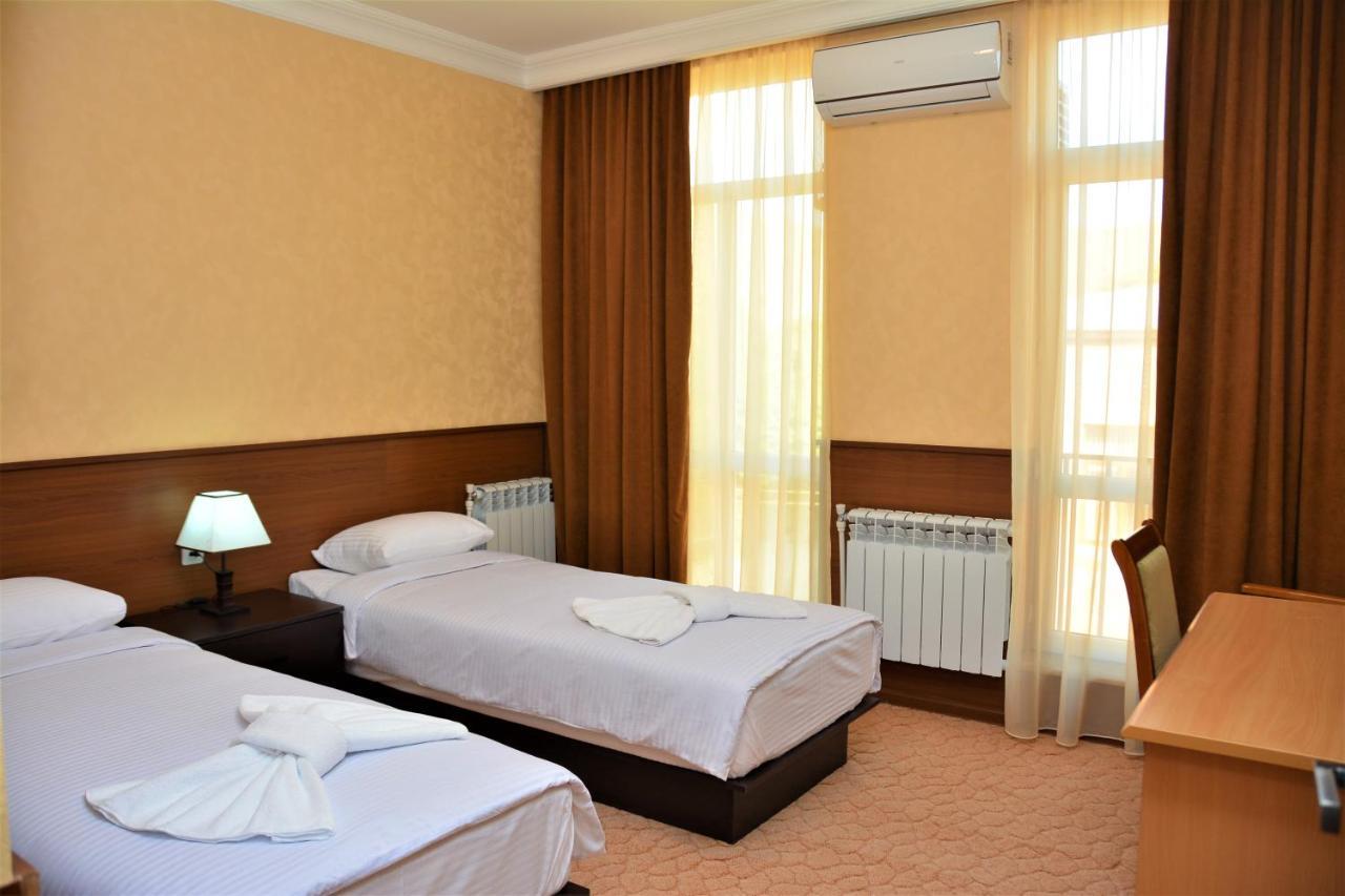 Vayk Hotel Экстерьер фото
