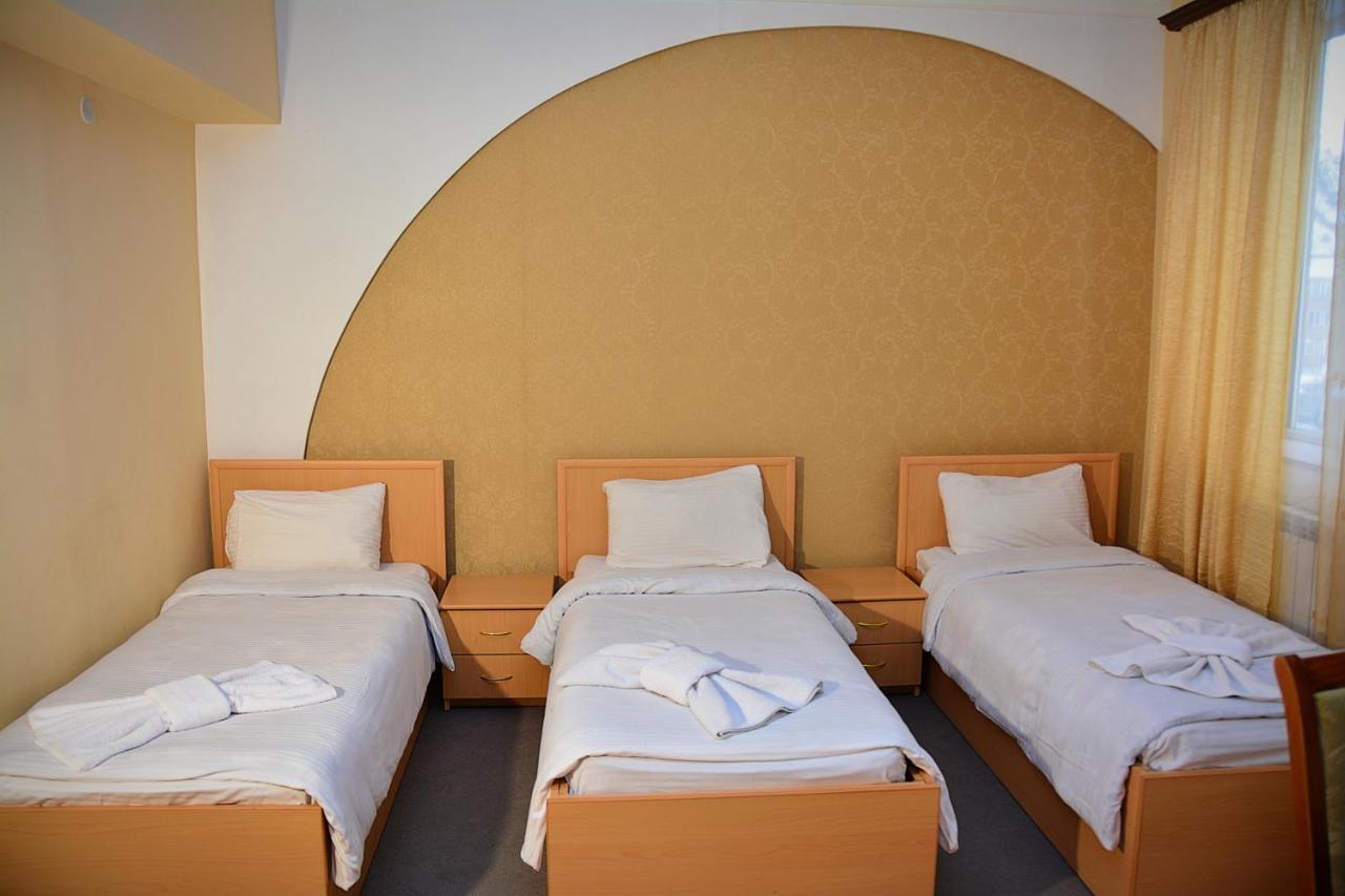 Vayk Hotel Экстерьер фото
