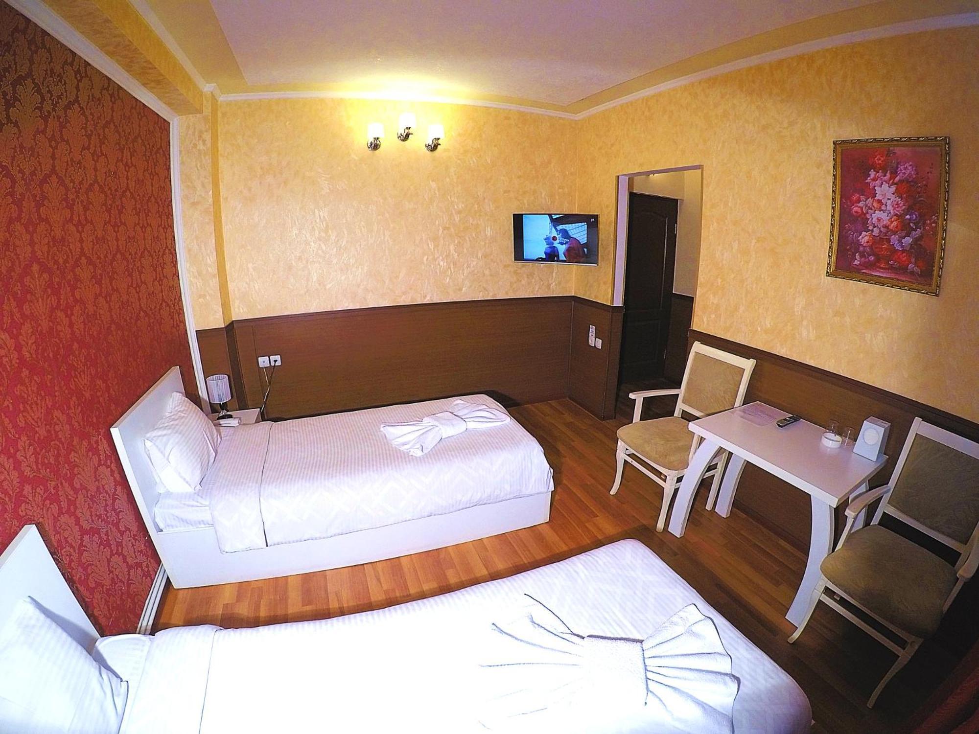 Vayk Hotel Экстерьер фото